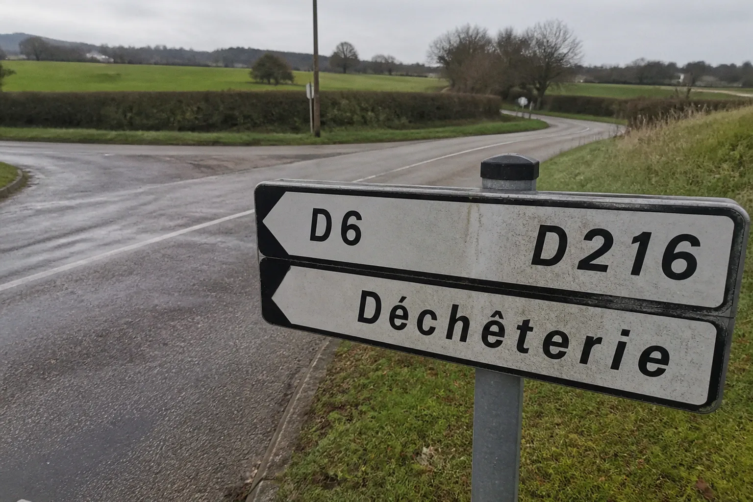 Accès déchèterie de Maisoncelles-Pelvey : D6 ou D216 ?